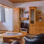 Leilbon Apartmanhaz *