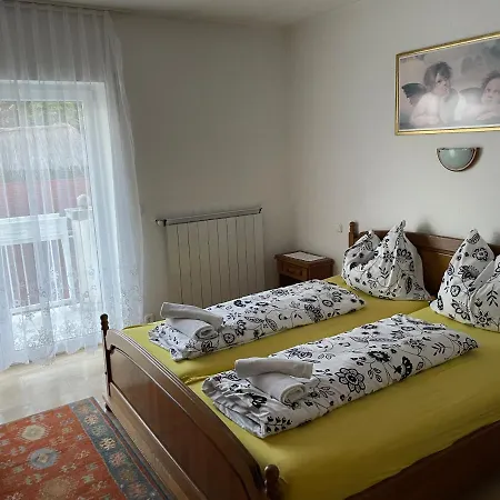 شقة Leilbon Apartmanhaz