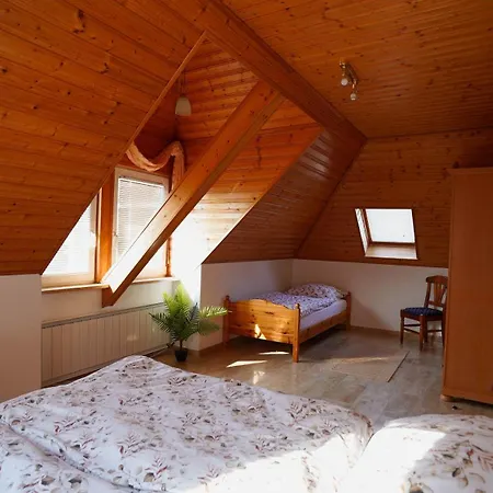 شقة Leilbon Apartmanhaz Hévíz
