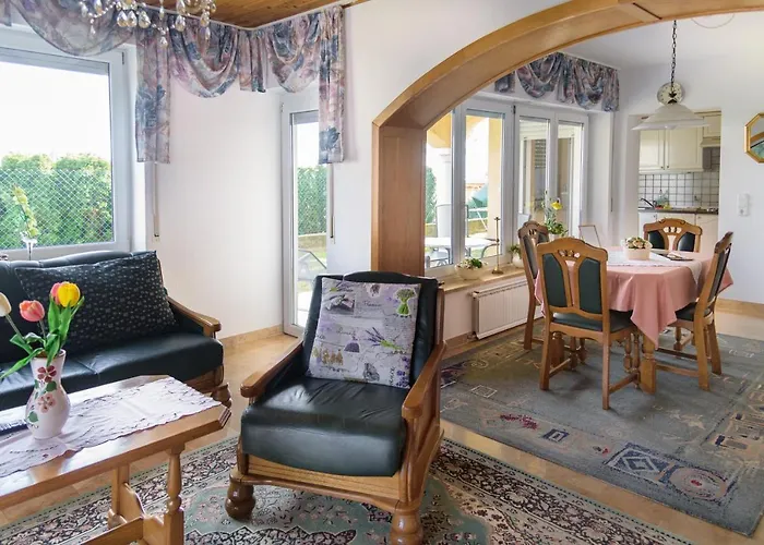 Leilbon Apartmanhaz דירה Hévíz