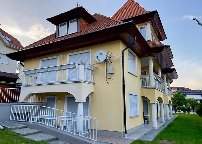 Leilbon Apartmanhaz