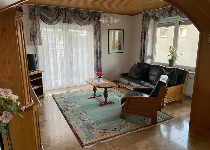 Leilbon Apartmanhaz Апартаменты