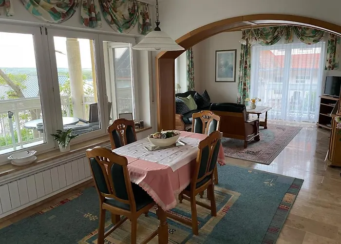 Leilbon Apartmanhaz דירה Hévíz